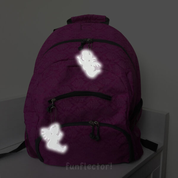 Linzer Engerl guardian angel safety reflectors on backpack at night