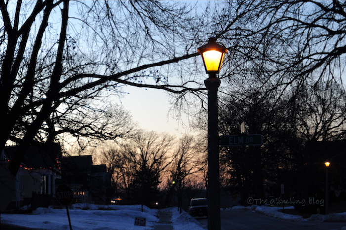 The blue hour (minutes) in Libertyville IL, January 2, 4:46pm