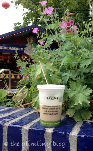 Tivoli reusable coffee/soda/beer mug with a 5 DKR deposit.