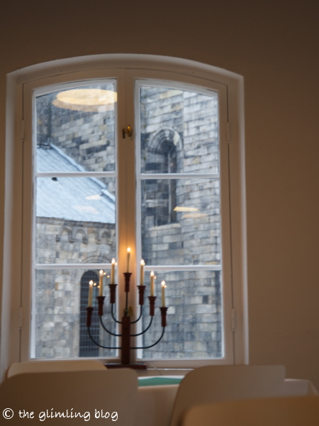 Window with Christmas lights and a view of the Lund Cathedral